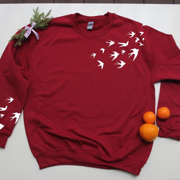 Crewneck Sweater, COTTON Sweatshirt, Swallows fly, Sweatshirt - Picture 1 of 2